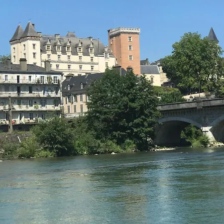 Nocleg ze śniadaniem Du Chene Siros