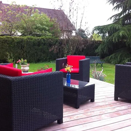 Du Chene Nocleg ze śniadaniem Siros