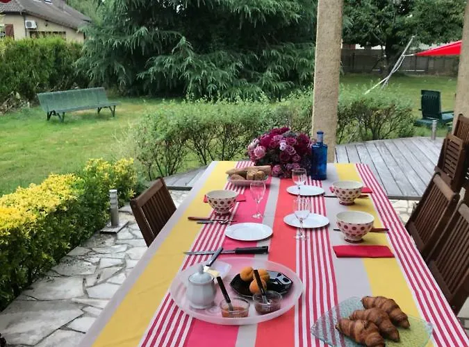 فندق مبيت وإفطار Du Chene Siros